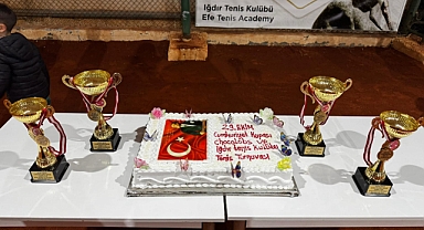 Iğdır’da Cumhuriyet Kupası Tenis Turnuvası tamamlandı
