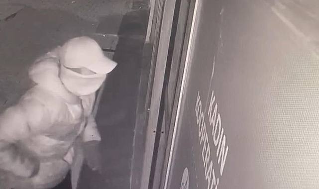 Iğdır&#039;da Türkiye Tarım Kredi Kooperatiflerine ait iş girmeye çalışan hırsız, kaçtı