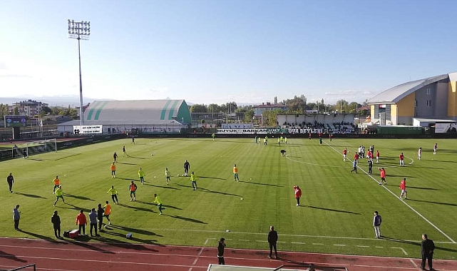 Iğdır FK 1 - 0 Manisa FK ilk yarı sonucu