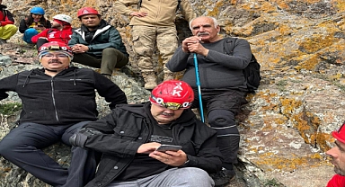 Iğdır Protokolünden Tekelti Dağına zirve tırmanışı