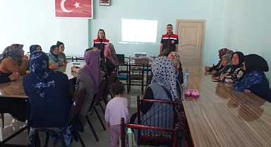 Iğdırlı kadınlara süt sağım ve sanitasyon eğitimi