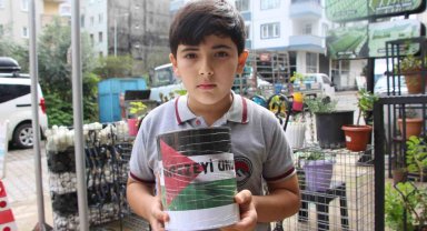 İlkokul öğrencisi Muhammet Yusuf'tan Gazze için duygulandıran bağış