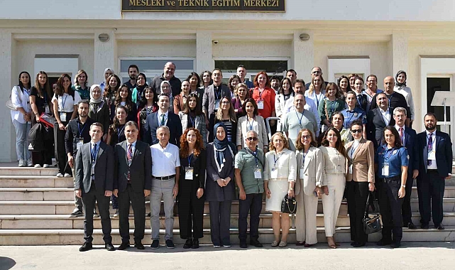 İntihar davranışı masaya yatırıldı