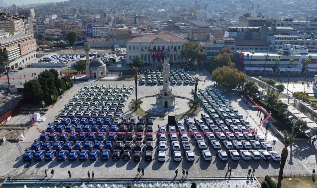 İzmir&#039;de emniyet ve jandarmaya 688 yeni araç