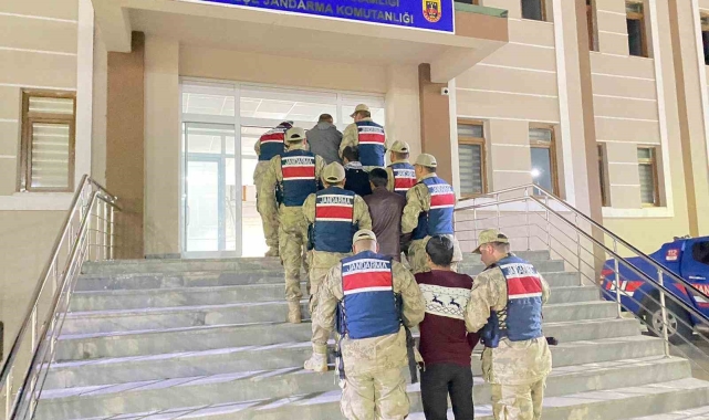 Jandarmadan düzensiz göçe geçit yok