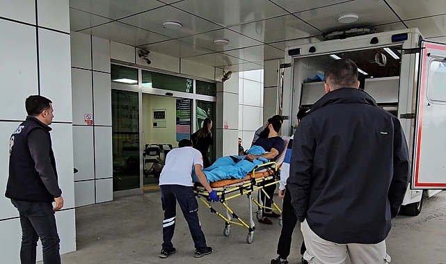 Kendisine saldıran 4 kişiyi silahla vurdu