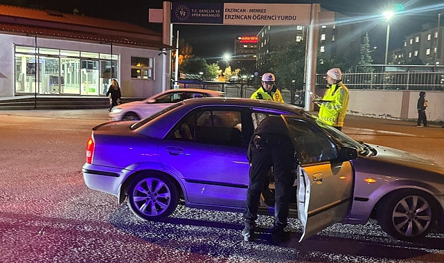 Kız yurtları önünde sıkı denetim