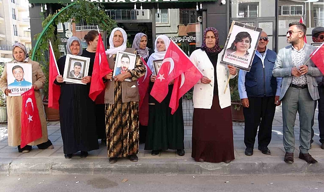 &quot;Kızımın kalemini kırıp eline silah verdiler&quot;