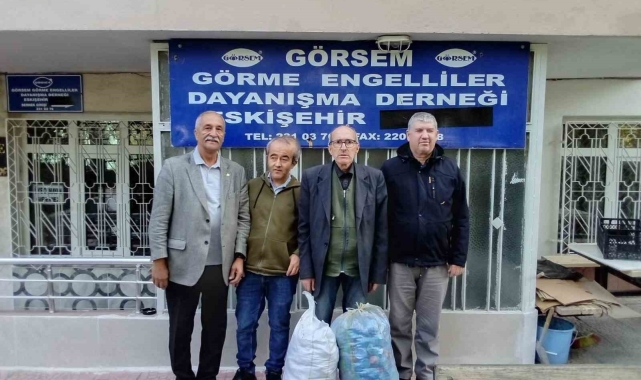 Köy Kültür Evi&#039;nden görme engelliler için kapak bağışı