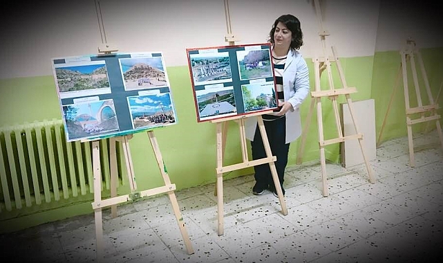 Milli Eğitim Bakanlığı tarafından düzenlenen kutlama programında Erzurum&#039;u Canan öğretmen temsil edecek