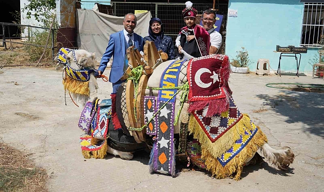 Milyonluk güreş devesi ile sünnet konvoyu