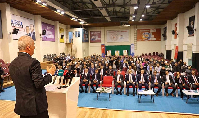 Muş Valisi: &quot;Geçen yıl 80&#039;inci sırada olduğumuz okul sporlarında bu yıl  39&#039;uncu sıraya yükseldik&quot;