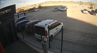 Nevşehir'de Özel Bir Okulun Önünde Drift Atan Sürücü Öğrencilerin Canını Hiçe Saydı