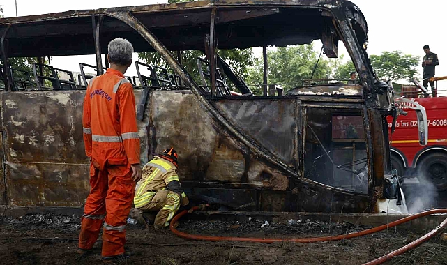 Okul servisi yandı 16 çocuk ve 3 öğretmen hayatını kaybetti