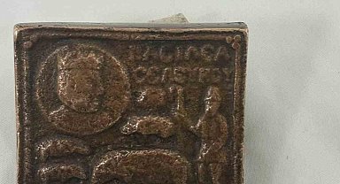 Orta çağ dönemine ait tarihi eserleri satamadan jandarma yakaladı