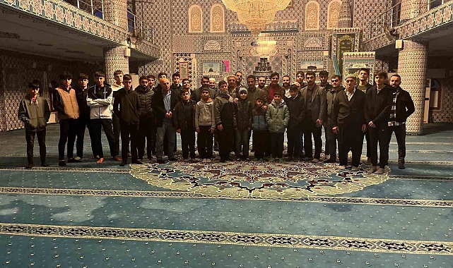 Sabah namazı buluşmasında çorba ikramı