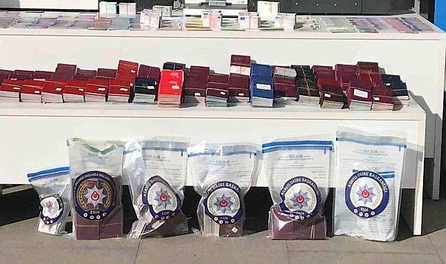 Sahte pasaport şebekesi çökertildi