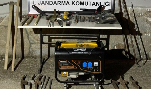 Samsun&#039;da 4 kişi kaçak kazı yaparken yakalandı