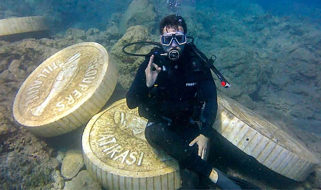 Sanat eserleri mavi sularla buluştu