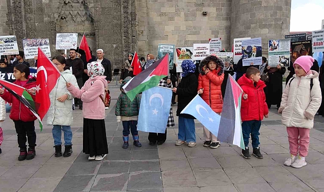 Sessiz yürüyüş 50&#039;nci haftada da sürdü