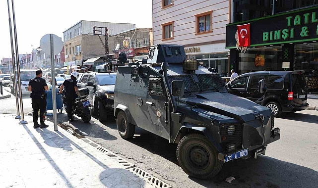 Sokakta el bombası bulundu