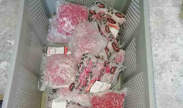 Tarihi geçmiş 55 kilogram tavuk eti ile 20 kilogram sucu ele geçirildi