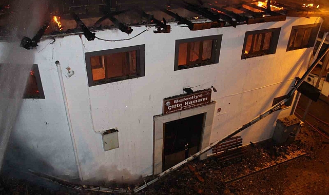 Tarihi hamam küle döndü