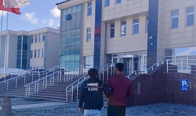 Tavana saklanan uyuşturucu Şila&#039;ya takıldı
