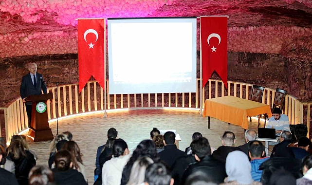 Tuzluca Tuz Terapi Merkezi&#039;nde &#039;Ağrı Dağı Solunum Zirvesi&#039;