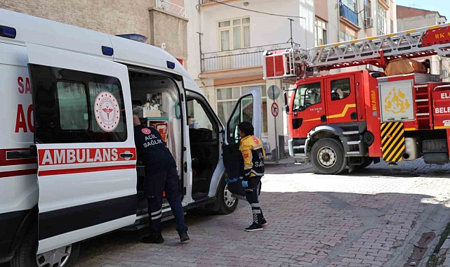 Uyuya kalan gençler, ekipleri seferber etti