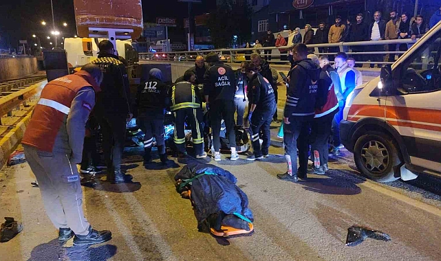 Van&#039;da motosiklet vince arkadan çarptı: 1 ölü, 2 yaralı