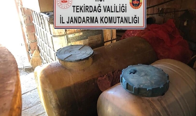 1 ton 165 litre sahte içki ele geçirildi