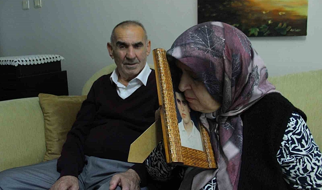 22 yıldır usanmadan oğullarını arıyorlar