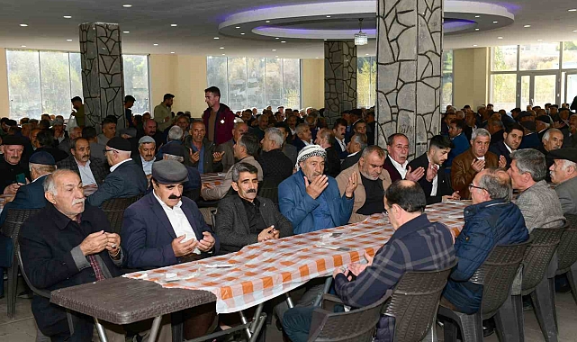 28 yıllık husumet barış ile sonuçlandı