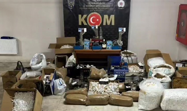 330 kilo kaçak tütün ele geçirildi 2 şüpheliden 1&#039;i tutuklandı