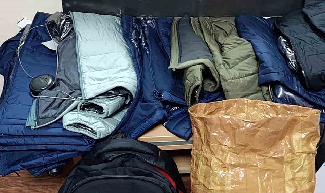 51 bin TL değerinde giyim eşyası çalan yabancı uyruklu kişiler tutuklandı