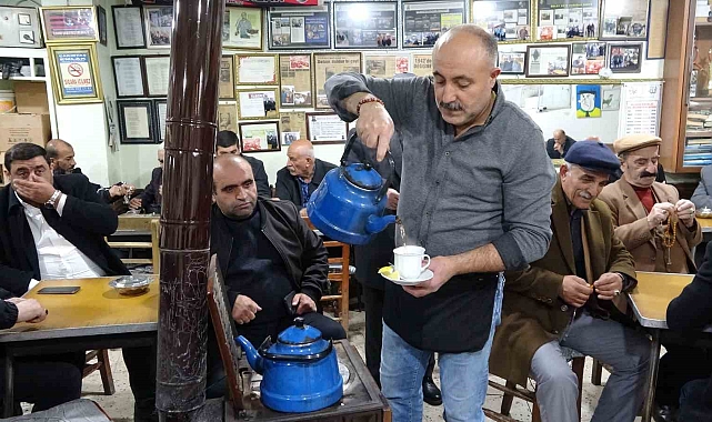 82 yıllık çay evinde nostaljiye yolculuk