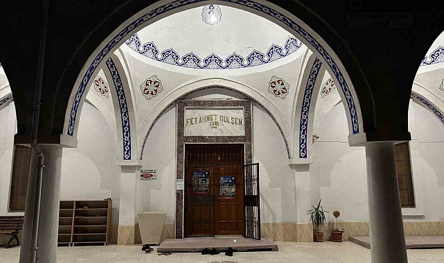 Adana&#039;da cami imamı bıçaklanarak öldürüldü