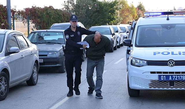 Adana&#039;da taksi şoförü dehşet saçtı