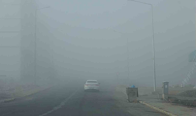 Ardahan&#039;ı sis kapladı