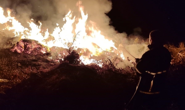 Arsuz&#039;da çöplük alandan alevler yükseldi