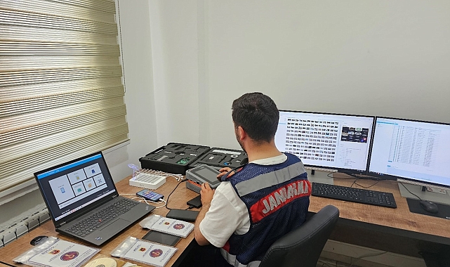 Burdur&#039;da terör örgütü propagandası yapan hesaplara erişim engeli