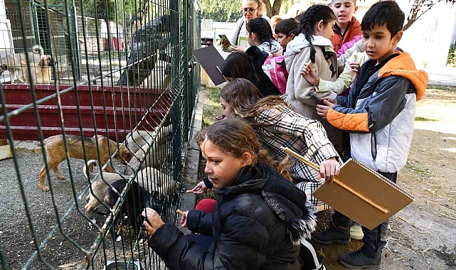 Can dostlara anlamlı bağış