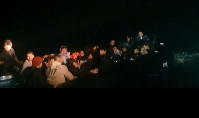 Çanakkale&#039;nin Ayvacık ilçesinde 36 kaçak göçmen yakalandı