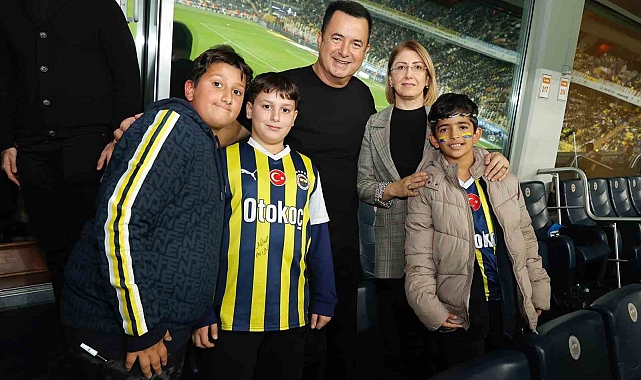 Çocukların Acun Ilıcalı ile tanışma dileği gerçek oldu