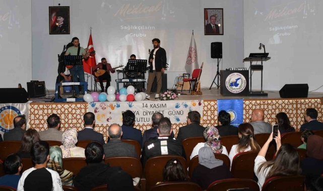 Diyabetli çocuklara dağıtılan sensör sayesinde parmakları delinmeyecek