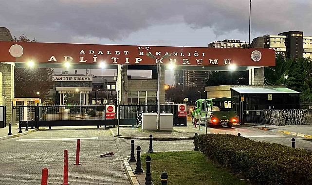 Dün yaşanan aile katliamında öldürülenlerin cenazeleri Adli Tıp Kurumu'ndan alındı