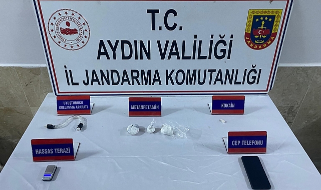 Durdurulan takside yolcu konumundaki kadından uyuşturucu ele geçirildi