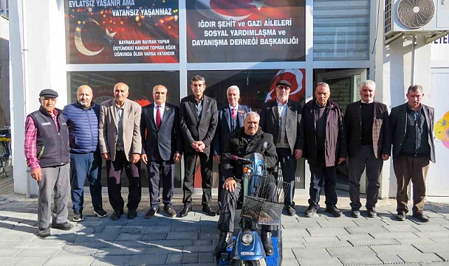 Emniyet Müdürü Erden Sakarya’dan, Iğdır Şehit ve Gazi Aileleri Sosyal Yardımlaşma ve Dayanışma Derneğine ziyaret