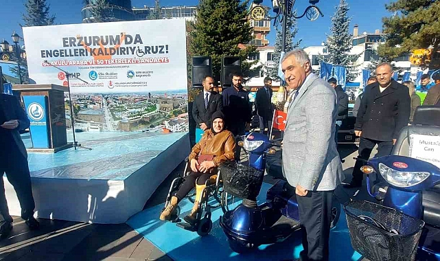 &quot;Engelleri Kaldırıyoruz&quot; diye yola çıktılar